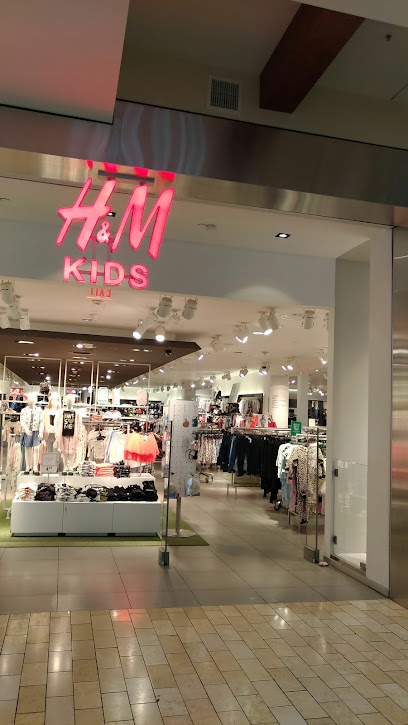 H&M